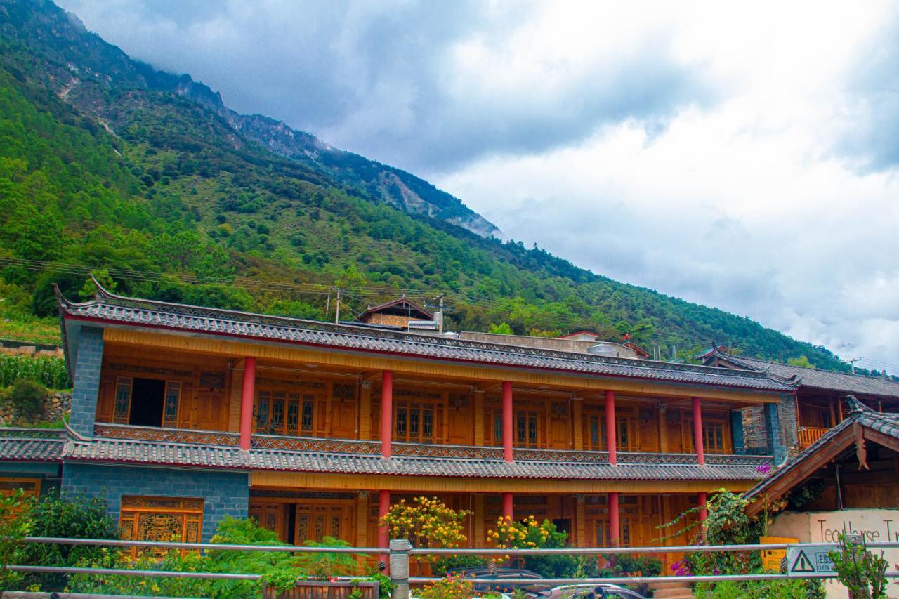Tiger Leaping Gorge Tea Horse Gasthaus Шангрі-Ла Екстер'єр фото