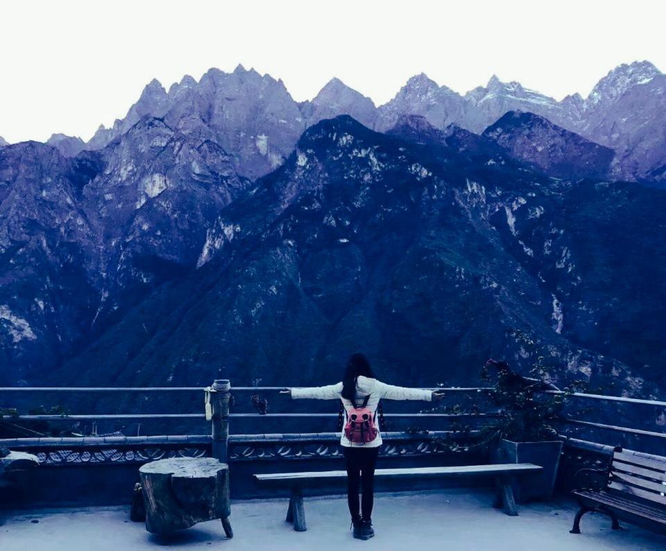 Tiger Leaping Gorge Tea Horse Gasthaus Шангрі-Ла Екстер'єр фото